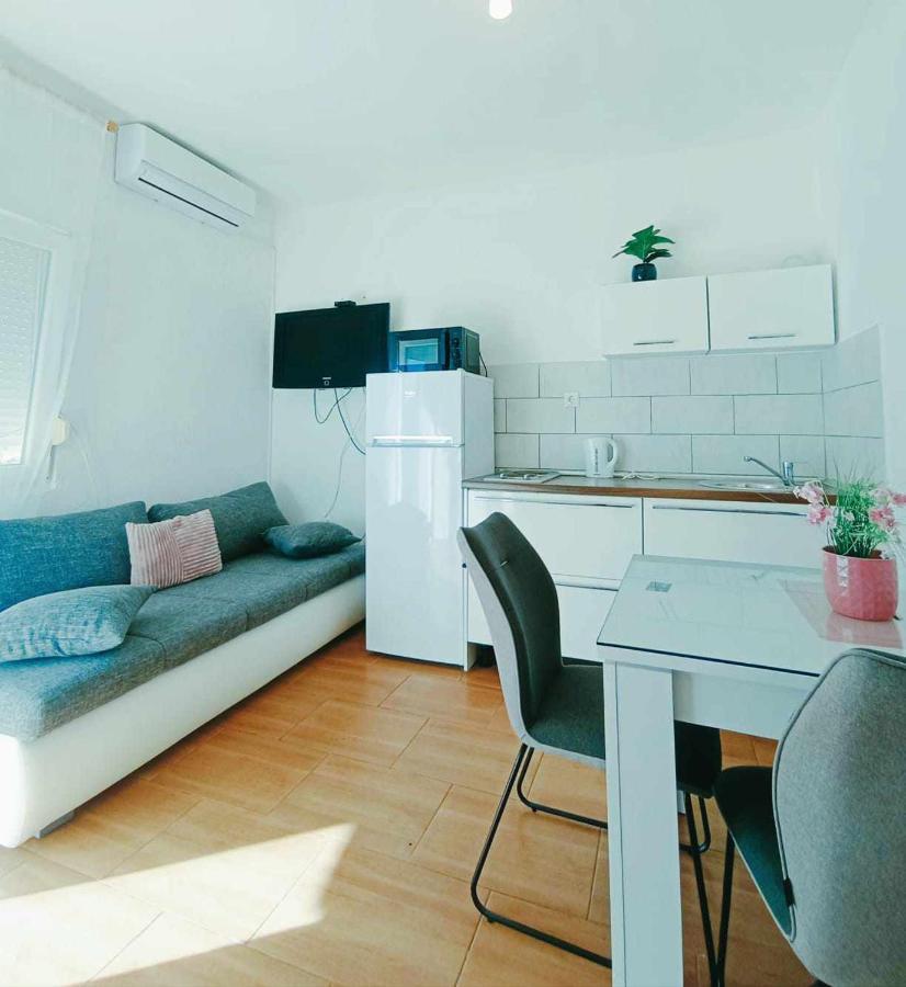 Guest house Jagoda 3*